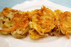 懒人版的洋葱红萝卜饼，做法简单，外焦里嫩好吃到爆视频封面