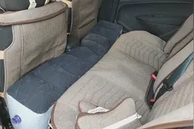 自驾游这样改装床车，简单好用又不违法
