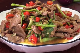 45块钱炒了一盘香辣牛肉，非常好吃，非常下饭