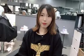 什么脸型剪什么发型？发型师帮长脸女生设计的这款发型太适合她了视频封面