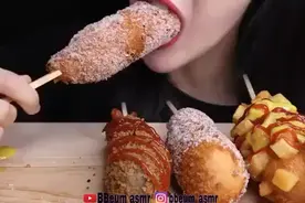 小姐姐吃饭的时候真好看()