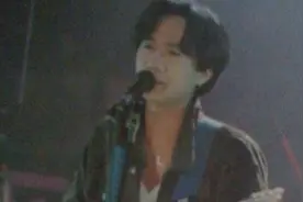 BEYOND演唱会🎸🎸黄家驹再开金口😍✌醉了爱了🦀🦀👉视频封面