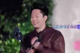 凌潇肃演唱《回家的诱惑》主题曲惨变翻车现场，唐一菲直呼辣耳朵视频封面