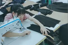 520晚上加班，害的小情侣没能出去浪漫，都在怪我棒打鸳鸯！视频封面