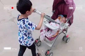 高情商的哥哥是如何和弟弟相处的？我发现后心里真的很感动。视频封面