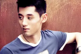 国乒里隐藏的“富二代”！张继科手表价值连城，他游戏都是钻石级视频封面