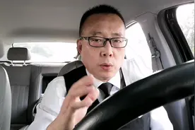 办理中国移动宽带销户，居然多出来80元违约金，闹心！视频封面