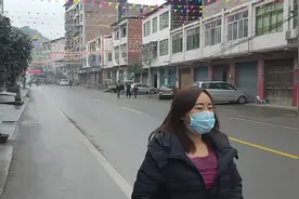 疫情期间，国家启动公共卫生一级响应，乡村赶集是怎样的视频封面
