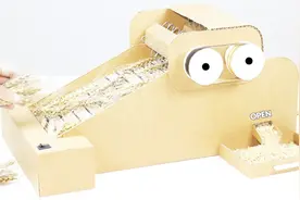 农村小伙DIY的微型小麦脱粒机，技术太厉害了，还真的能用！视频封面