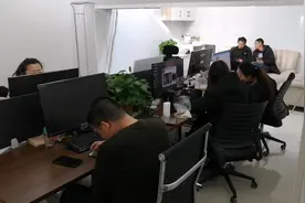 只有十一人的电商团队，年产值5000万，运城人应该都认得这老板吧视频封面