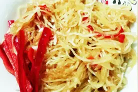 农民种出粉丝瓜，看看这天然生成的粉丝瓜到底是咋吃的~