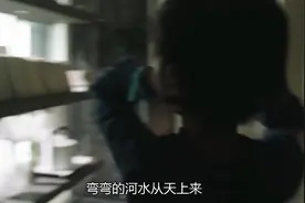 保姆太嚣张，家中胡作非为，幸好宝宝聪明，用妈妈教的一招对付她视频封面