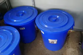 油辣子红油那么香，原来用的这几种辣椒，这是师傅说的。