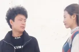 美女想加小伙微信却被拒绝，背后的原因揭露后，实在太心酸视频封面