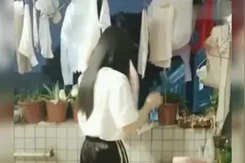 下班了没人约，拿毛巾准备洗澡！！！视频封面