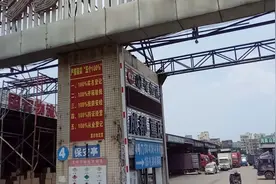 广州嘉忠物流，曾经车水马龙，现在也冷清很多，老板直叫生意难做视频封面