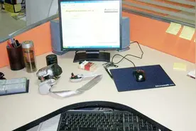 这几样物品，最好别放在办公桌上，有的也快拿走