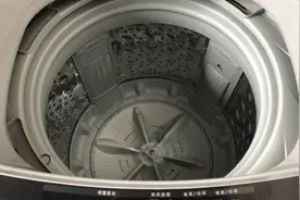 洗衣机用久了不洗，内桶比马桶还脏，教你一招，彻底清洁干净视频封面