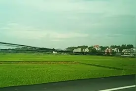 贵港市是广西的五线城市，与广东唯一的五线城市云浮市比较怎么样