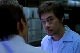 刘青云在印钞机日期上做手脚，印出来的钱不能花，劫匪气得团团转