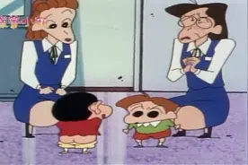 蜡笔小新：小新和百货公司的姐姐一起帮助小男孩找到妈妈视频封面