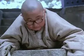 方丈太狠心，小胖子屁股都肿了，真是犯了多大错！视频封面