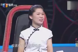 最美女教师妈妈，生下貌美脑瘫女儿，登场身穿旗袍涂惊艳全场好美视频封面