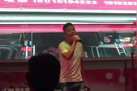 高手在民间，苏北乡村歌手一首《又见山里红》唱出浓浓故乡情视频封面