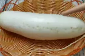 孩子反复咳嗽，用白萝卜这样做， 润肺止咳又化痰，做法特简单