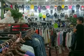 本地最火的童装店，加盟费3000，小娜实地考察，你们觉得能做吗？视频封面