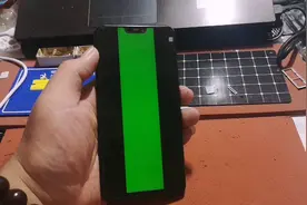 vivo y85内屏“帅”出一条线，还好主板没问题，10分钟解决他视频封面