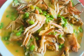 8个螃蟹，一碗面粉，无锡大姐教你做一道江南名菜“面拖蟹”，赞