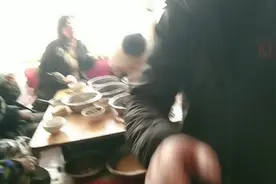 黑龙江最穷的一家人8口人6个孩子视频封面