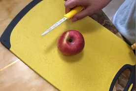 宝宝辅食苹果泥视频封面