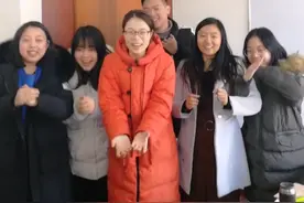 过新年拜年咯发红包啦一人一句祝福语走起视频封面