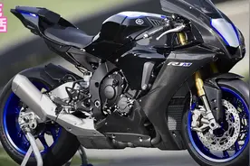 雅马哈摩托对决方程式赛车，F1起步瞬间，终于知道什么叫实力！视频封面