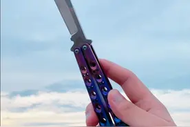 指尖舞蝶！最帅最装逼手部极限运动 蝴蝶刀 超级大佬秀！