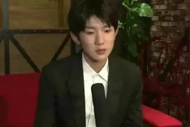 王源抽烟事件后，易烊千玺发声明怒斥？网友：嫌事不大！