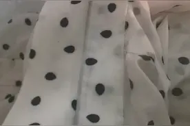 如果快速清洗衣领上的污渍