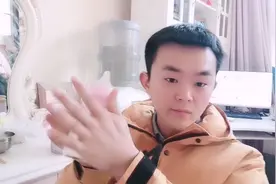 宝宝奶粉正确冲法，先放奶粉后加水，比例不会发生错误，其他注意视频封面