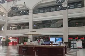股骨头置换双侧今天来医院复查，一个月后恢复什么样呢！视频封面