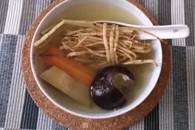竹蔗马蹄茅根饮———清热下火，润肺排毒，辅助小儿退热治疗汤饮视频封面