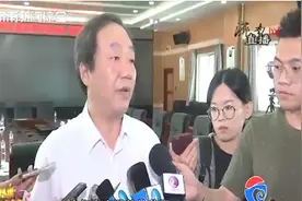 拒绝“千匾一面”！济南出台户外广告和牌匾标识管理新规视频封面