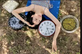 躺姿拍照技巧分享，这样拍照才好看视频封面