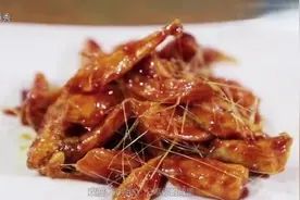 大厨揭秘：拔丝传统技法-油底沉浆，实验两次才成功，学习了