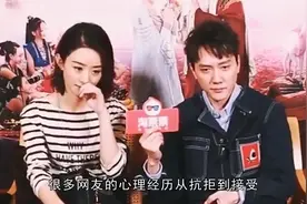 冯绍峰自爆8年前就喜欢赵丽颖，却被赵丽颖7个字拒绝，心痛！视频封面