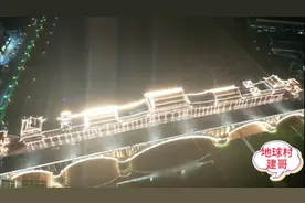 航拍：绵阳市三台县潼川古镇夜景人山人海绵阳500多万人都来了吗视频封面