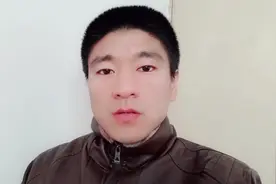 主人带狗狗看病，遭到邻居村民的白眼和指指点点视频封面