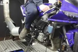 雅马哈R6马力机测试功率，曲线图就是这样来的