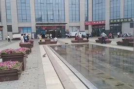 小伙去行政服务大厅办理违章，看看处罚了多少钱视频封面